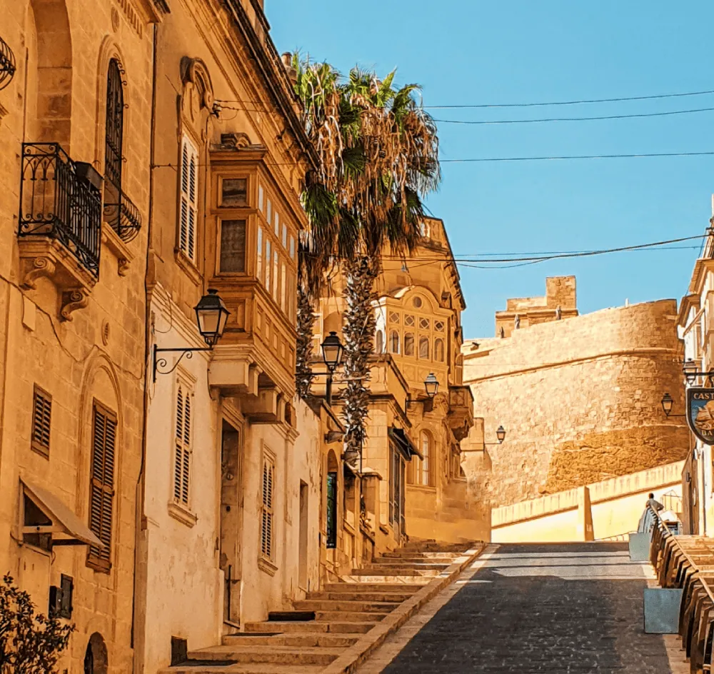 RoadToCittadella The road leading to the Cittadella, Gozo